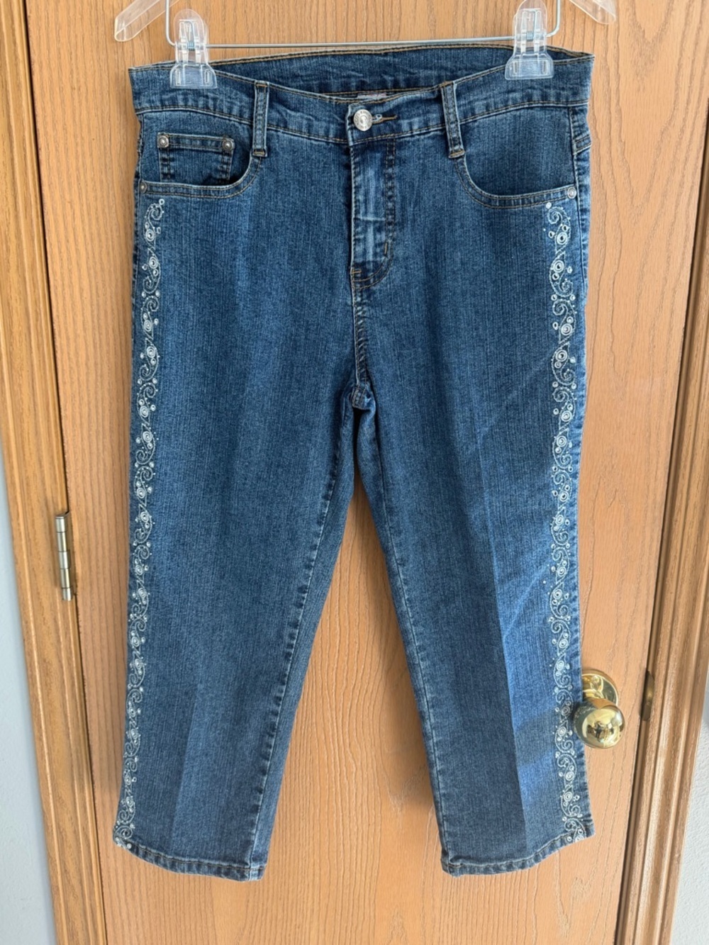 COS Y2K Vintage-Inspired Side Embellished Blue Denim Capri Jeans Women’s Size 6